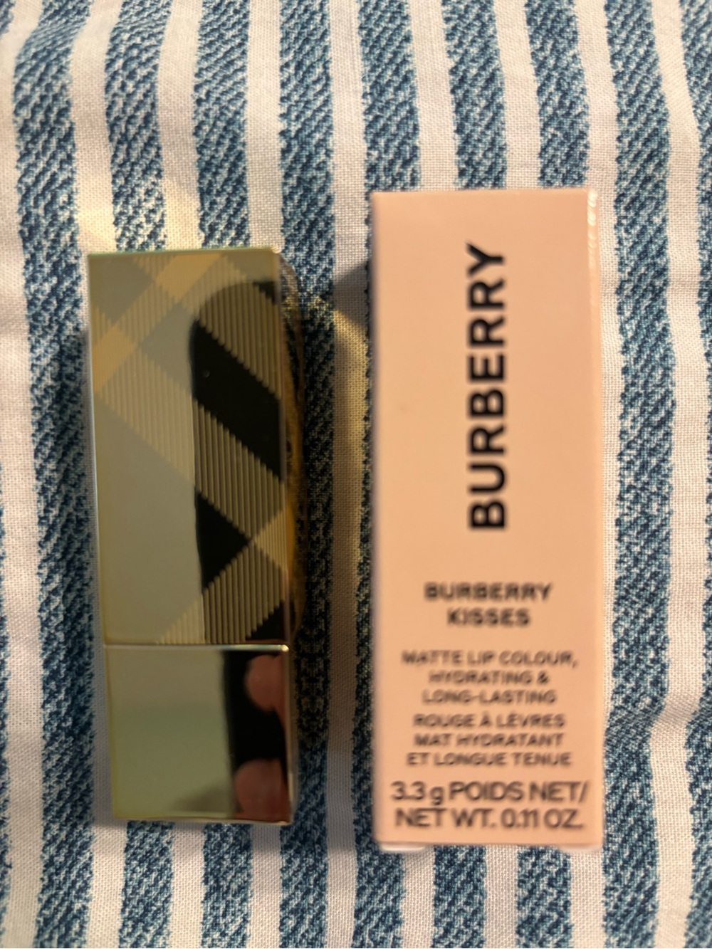 BURBERRY Kisses Matte Lipstick #15 Deep Peach
